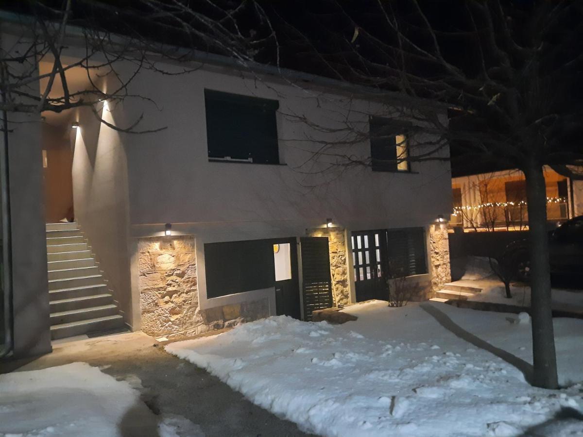Apartment Center Kolasin Exterior photo